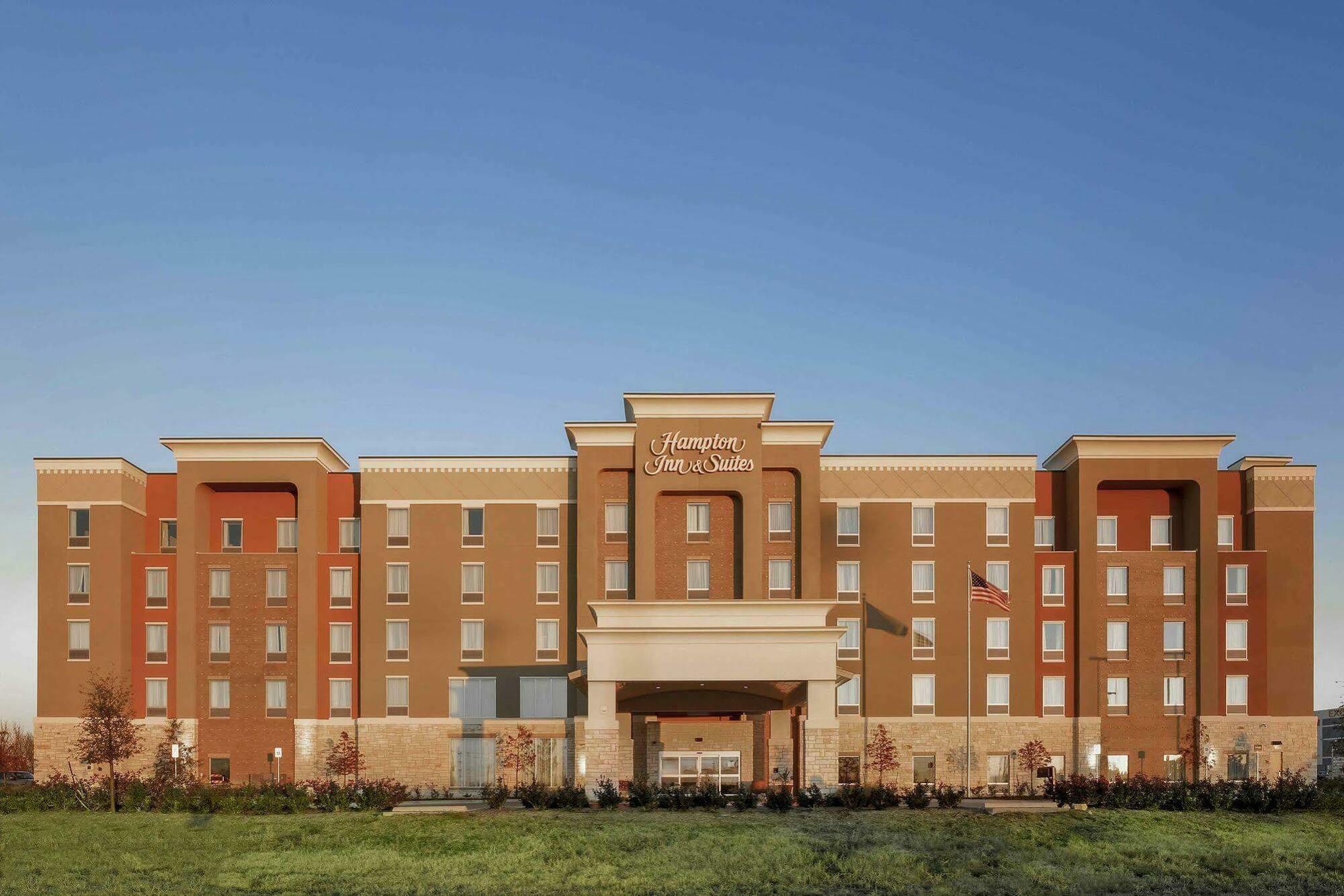 Hampton Inn&Suites Dallas/Frisco North-Fieldhouse USA Esterno foto