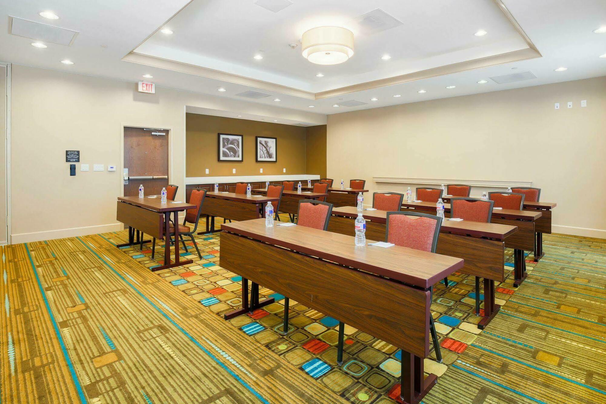 Hampton Inn&Suites Dallas/Frisco North-Fieldhouse USA Esterno foto